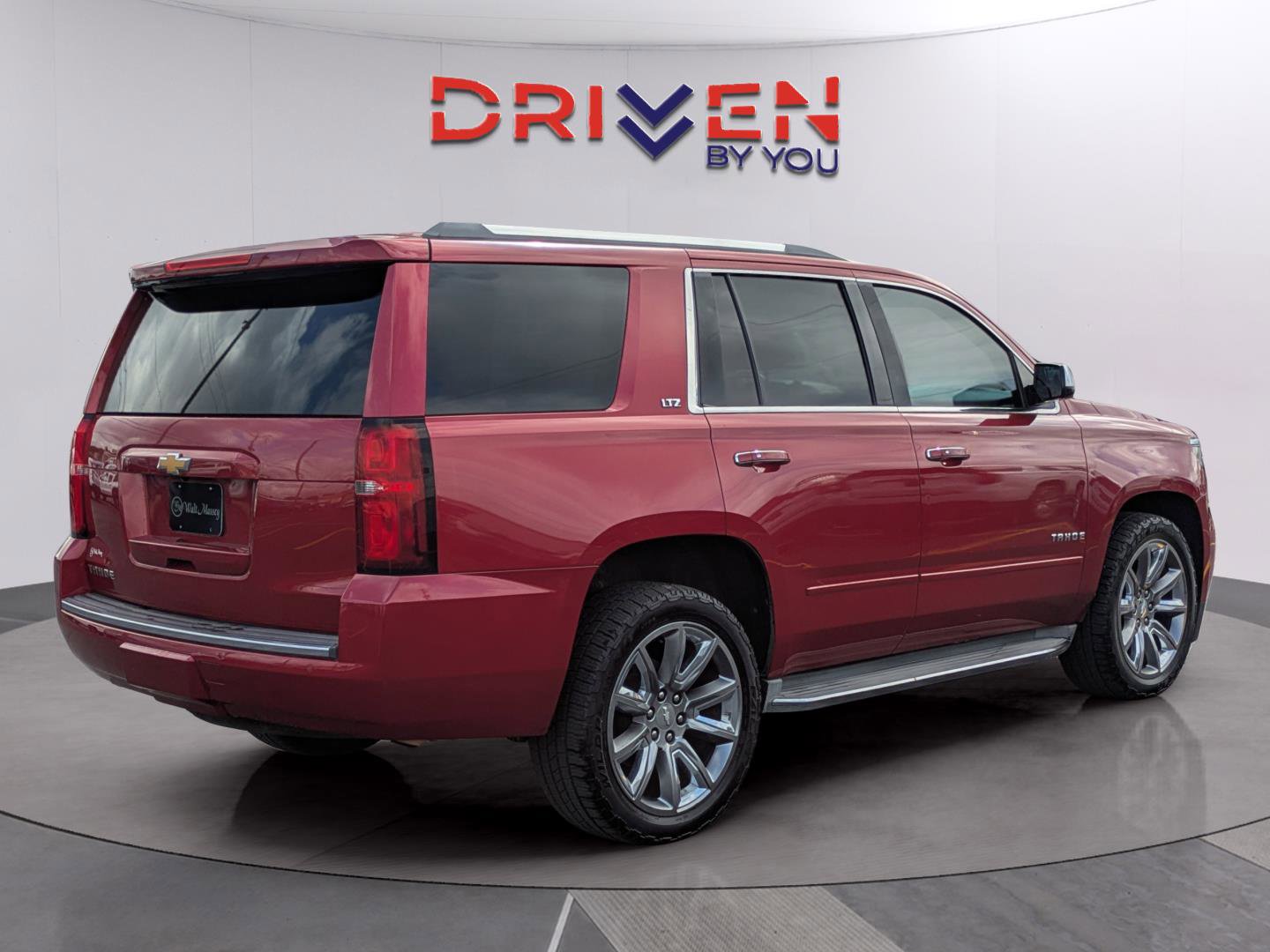 Used 2015 Chevrolet Tahoe LTZ RWD image 5