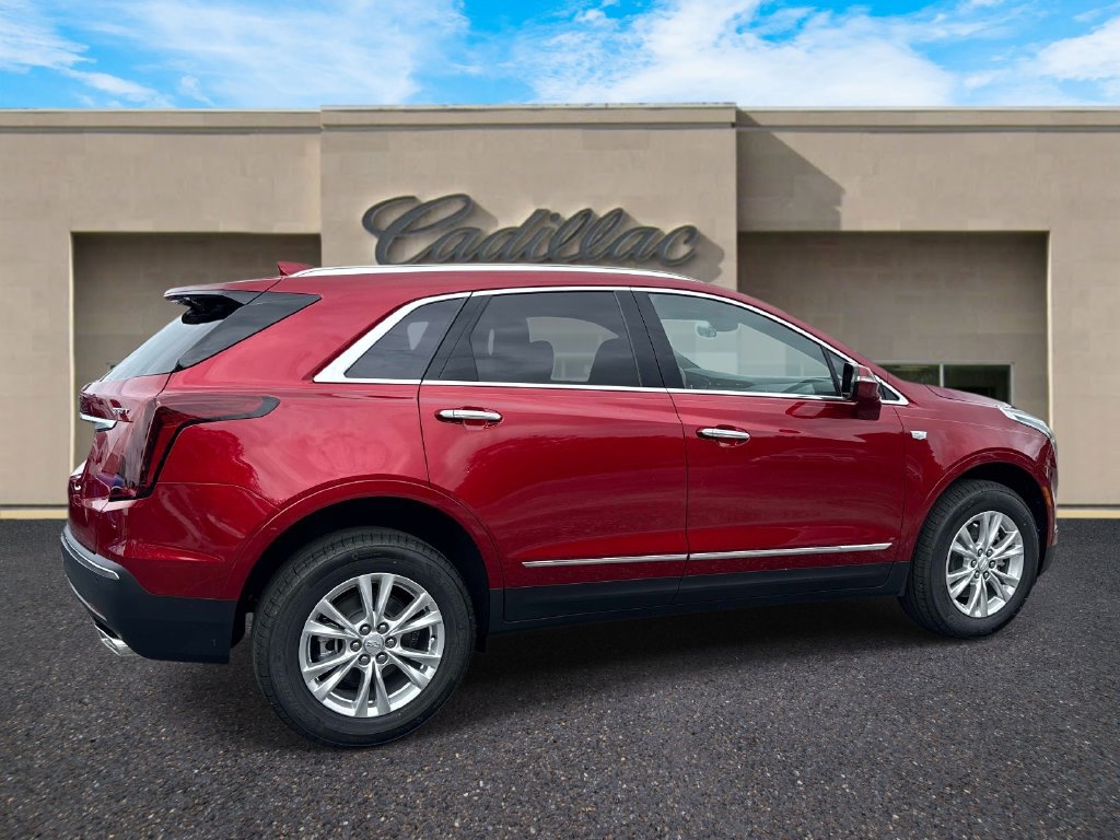 New 2026 Cadillac XT5 Luxury w/ LPO, Floor Liner Package FWD image 4
