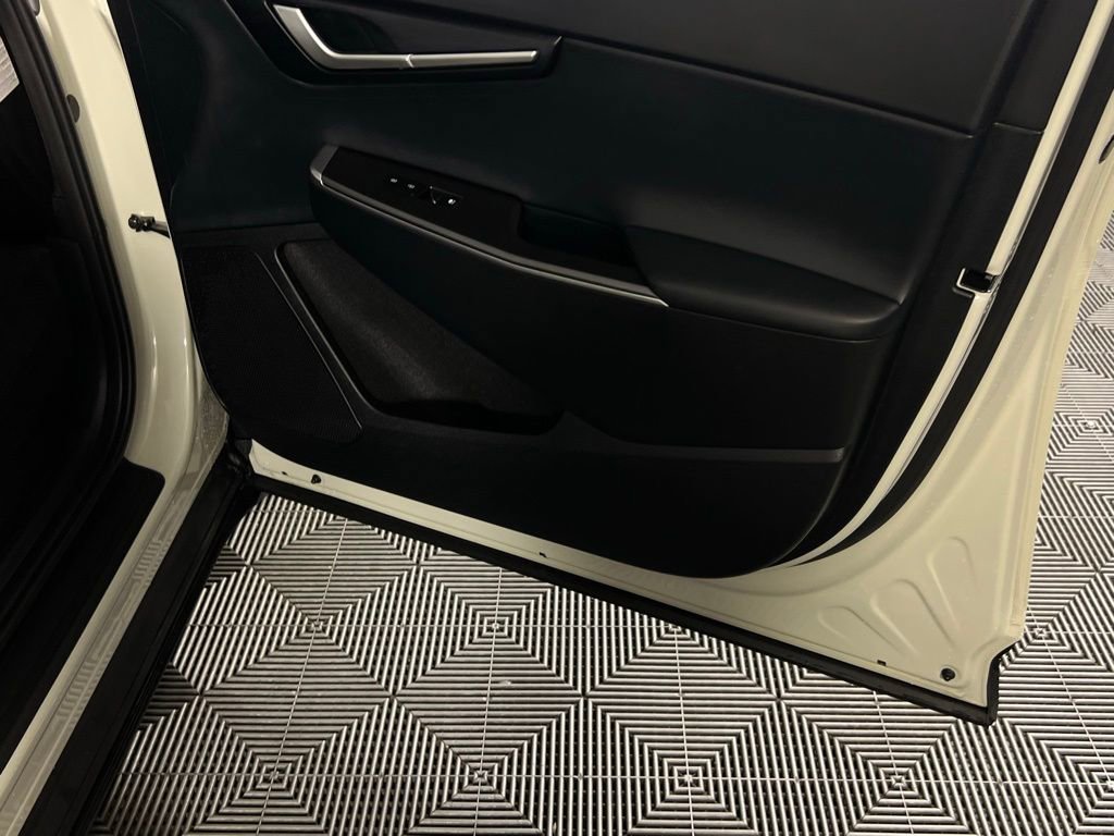 Used 2024 Kia EV6 Light image 34