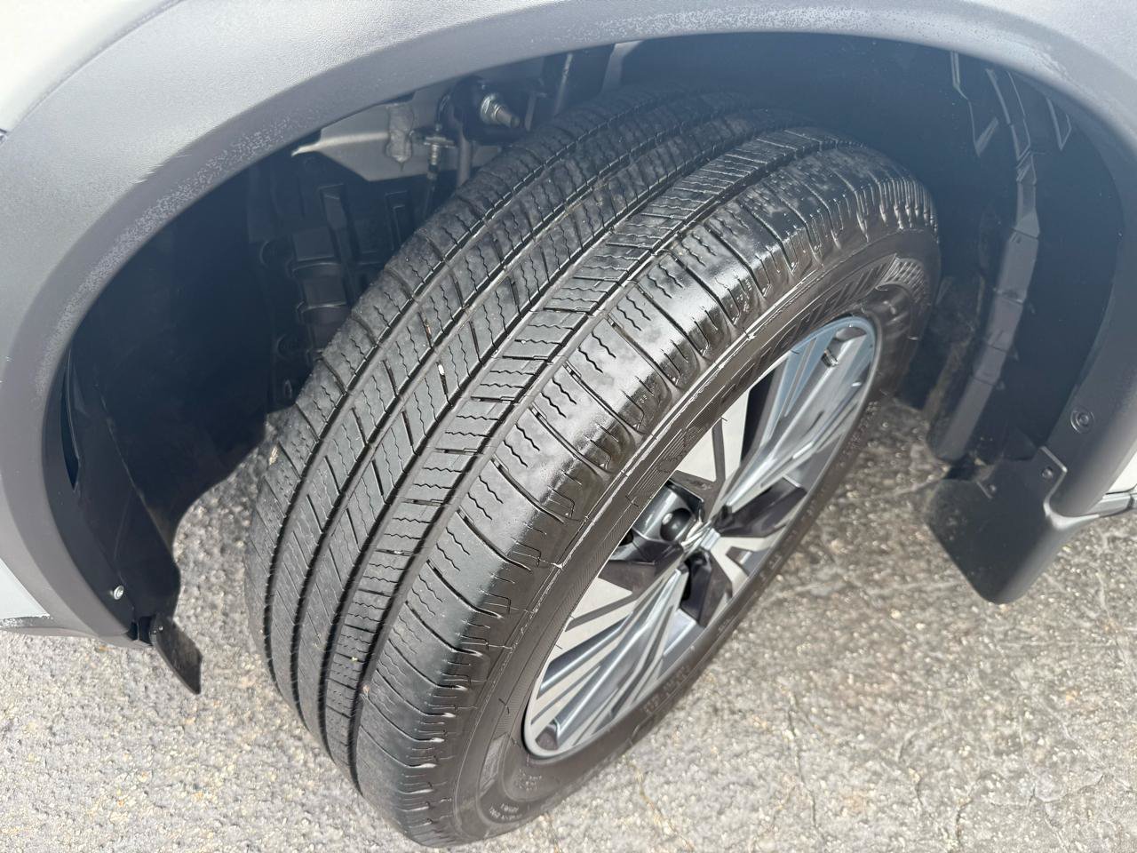 Used 2021 Nissan Rogue SV AWD/4WD image 19