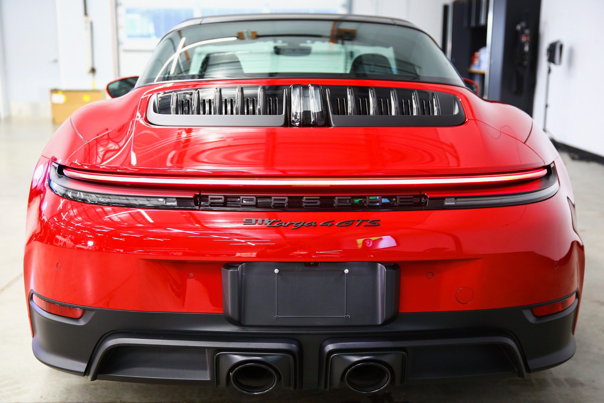 Used 2026 Porsche 911 Targa 4 GTS AWD/4WD image 8