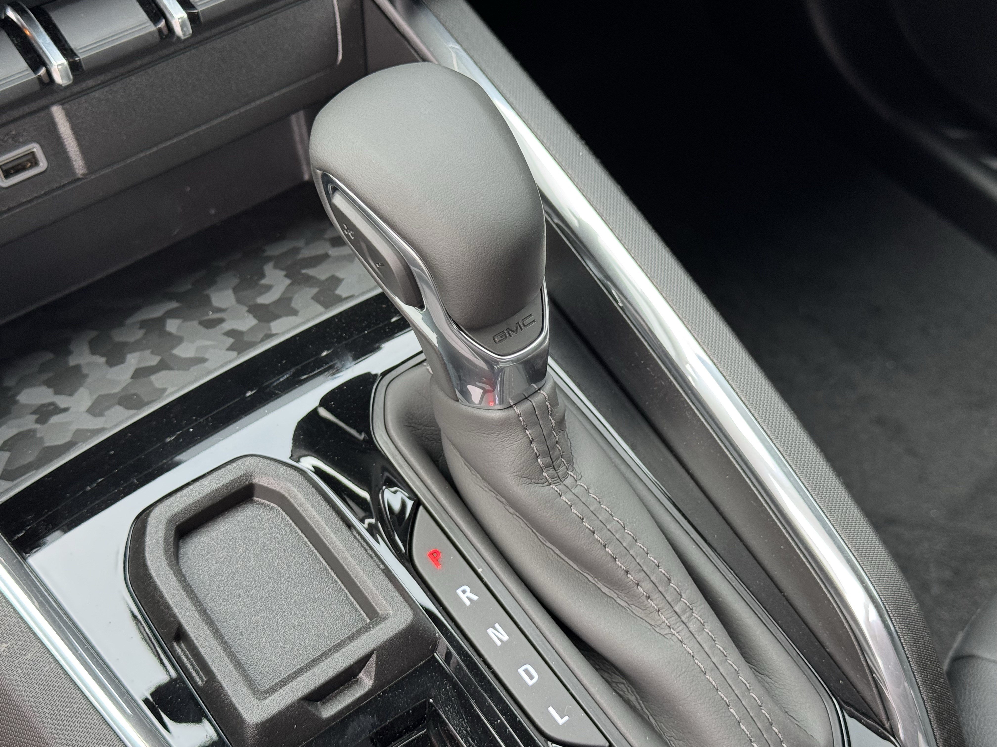 New 2026 GMC Canyon Elevation w/ Convenience Package RWD image 20