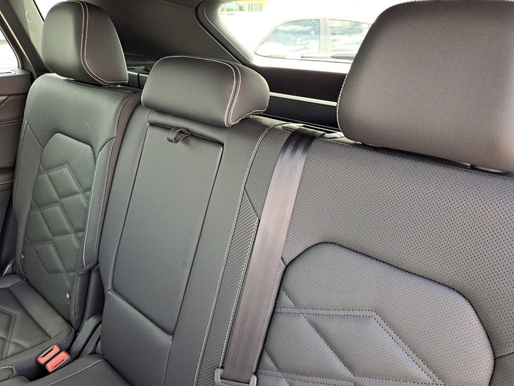 New 2026 Volkswagen Atlas Cross Sport SE image 25