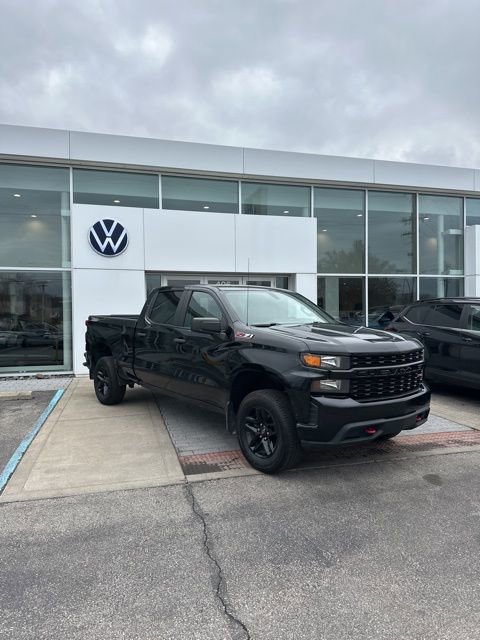 Used 2020 Chevrolet Silverado 1500 Custom Trail Boss image 2