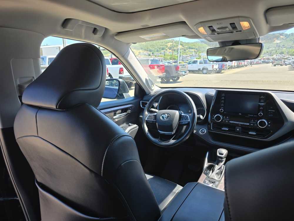 Used 2020 Toyota Highlander Limited AWD/4WD image 11