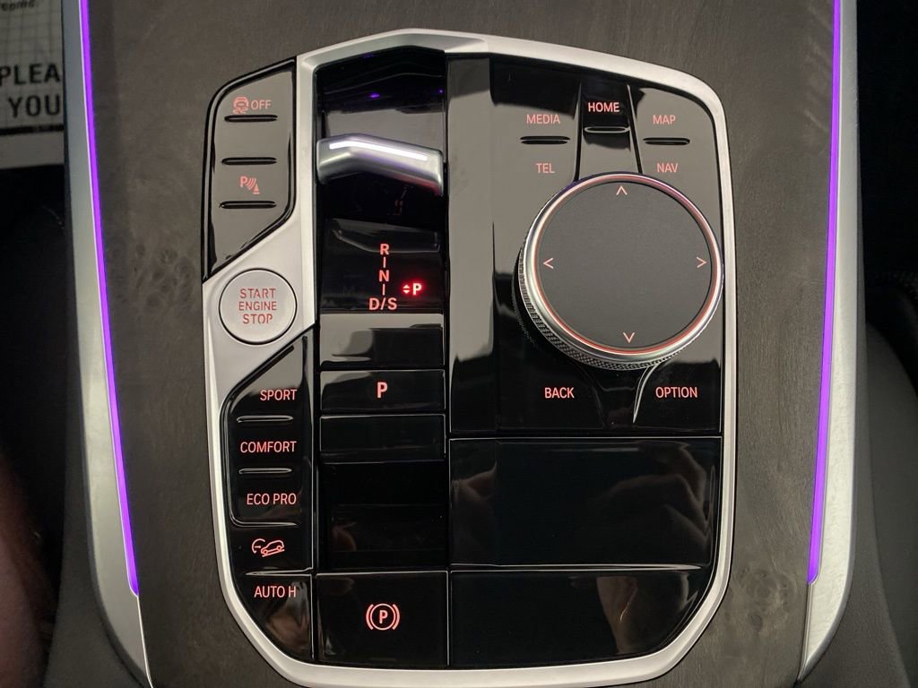 Used 2026 BMW X5 xDrive40i w/ Climate Comfort Package image 7