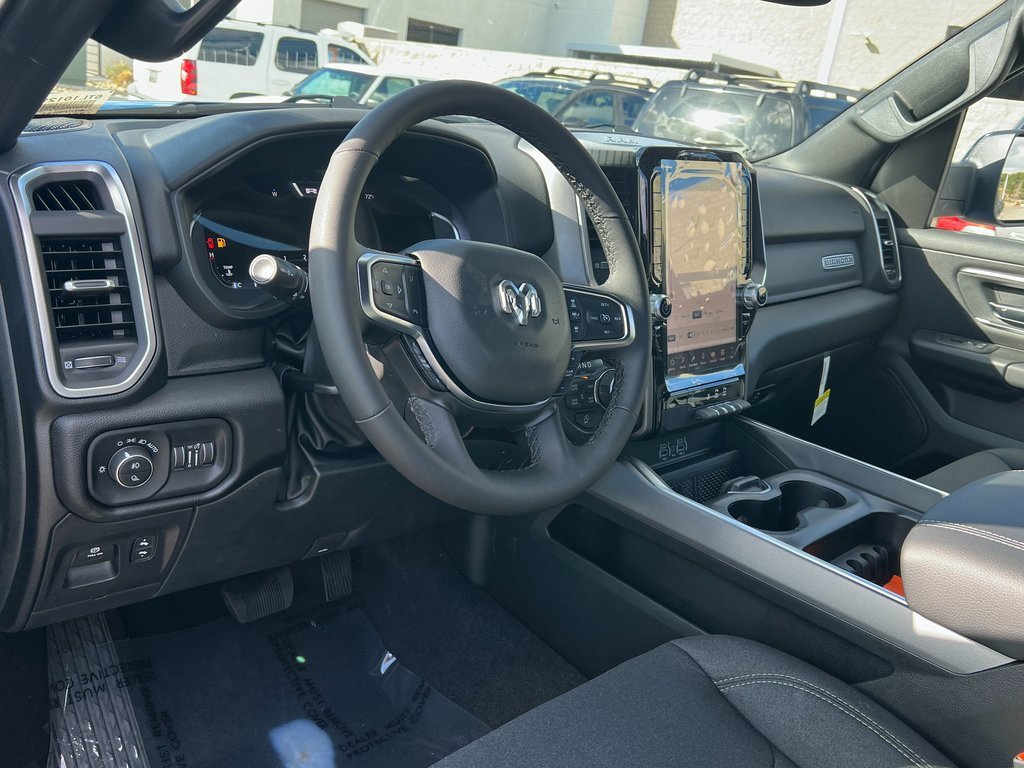 New 2026 RAM 1500 4x4 Crew Cab image 19