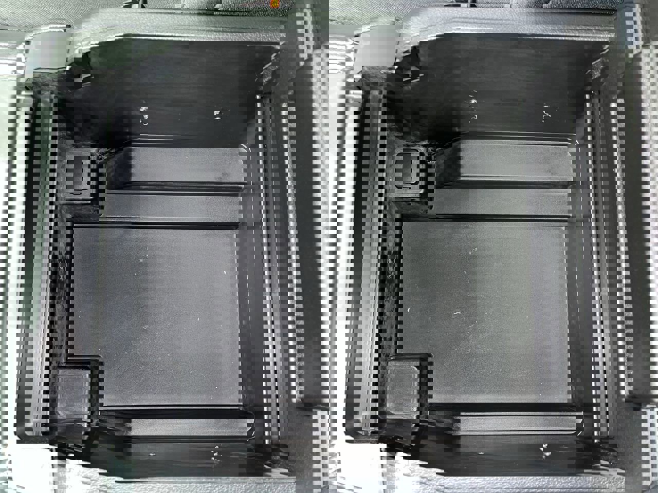 Used 2022 Ford Expedition XLT image 25