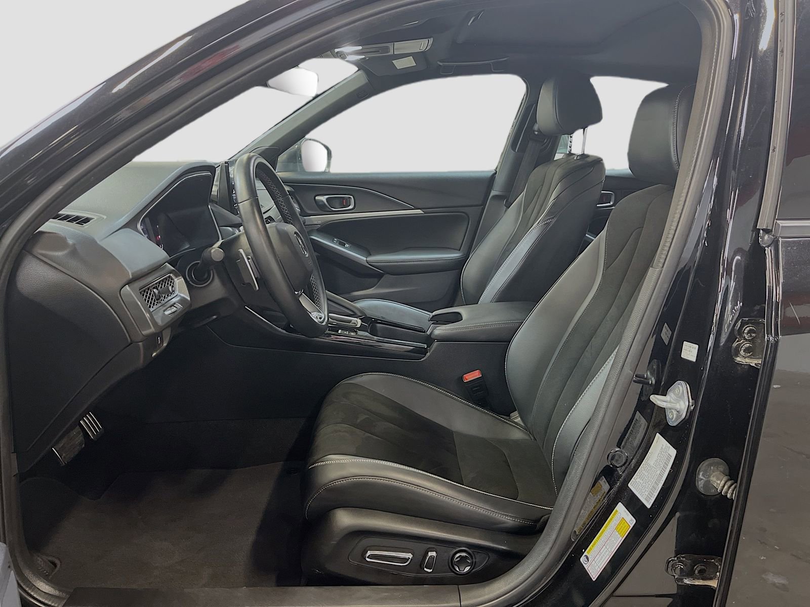 Used 2023 Acura Integra A-Spec image 21