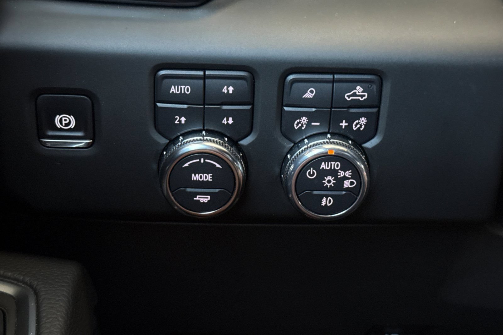 Used 2025 GMC Sierra 1500 Denali AWD/4WD image 40