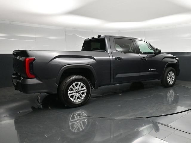Used 2022 Toyota Tundra SR5 AWD/4WD image 2