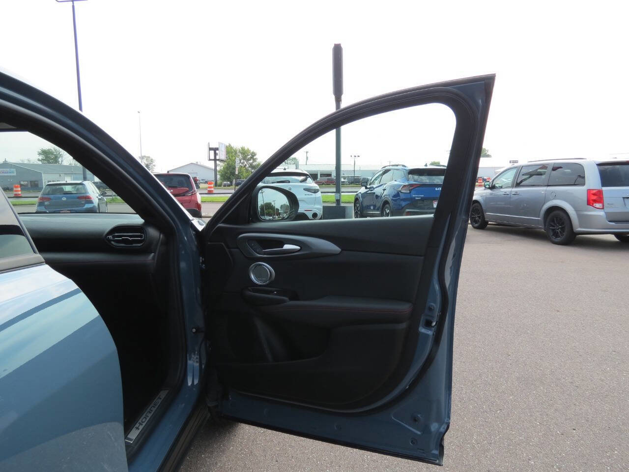 Used 2023 Dodge Hornet GT Plus w/ Track Pack image 39