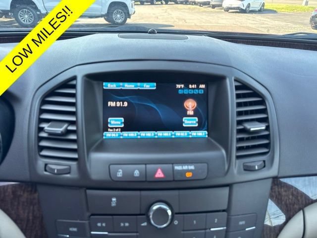 Used 2012 Buick Regal Leather FWD image 10
