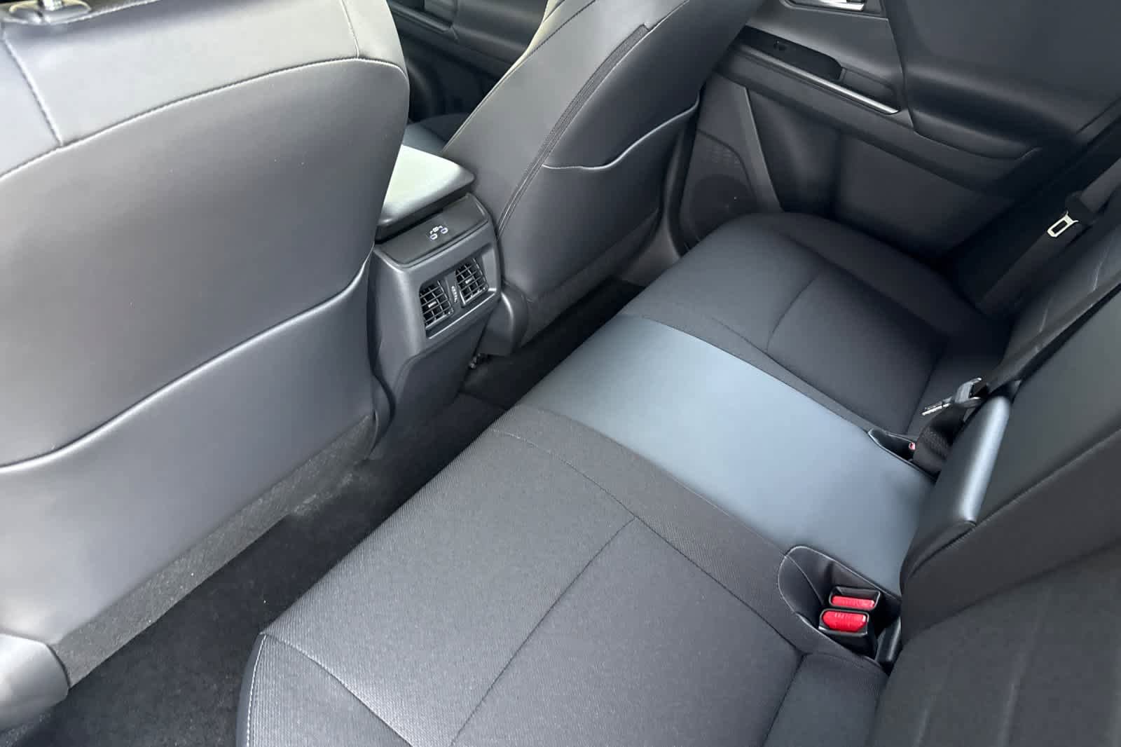 New 2026 Subaru Uncharted Premium FWD image 12