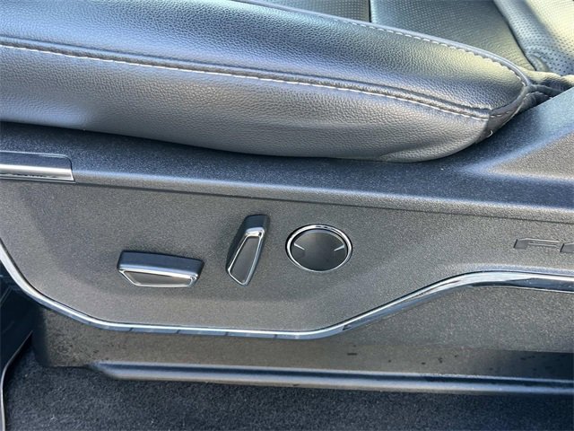 Used 2023 Ford F150 Lariat w/ Equipment Group 502A High image 28