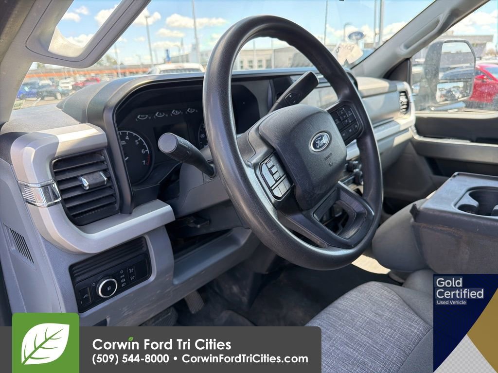 Used 2024 Ford F350 XLT w/ FX4 Off-Road Package AWD/4WD image 13