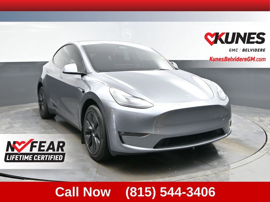 Used 2025 Tesla Model Y Long Range video 1