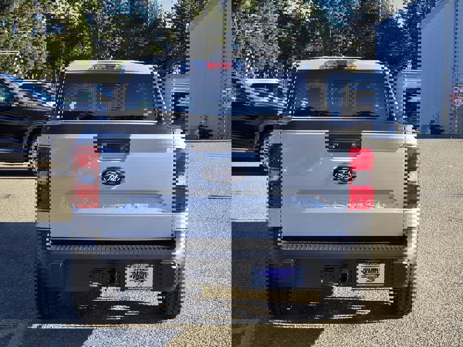 New 2025 Ford Maverick Lariat w/ 4K Tow Package image 6