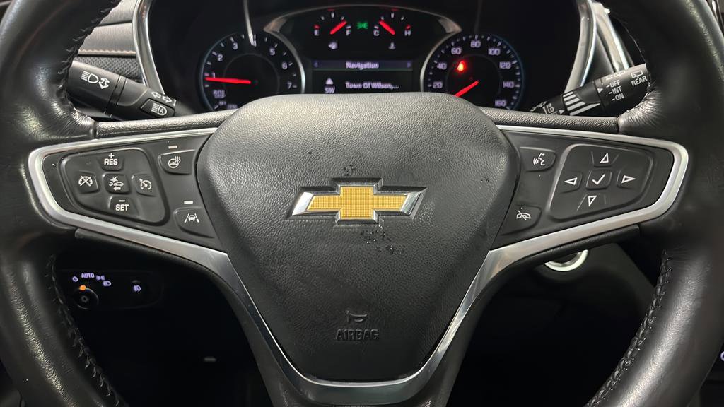 Used 2022 Chevrolet Equinox Premier AWD/4WD image 16