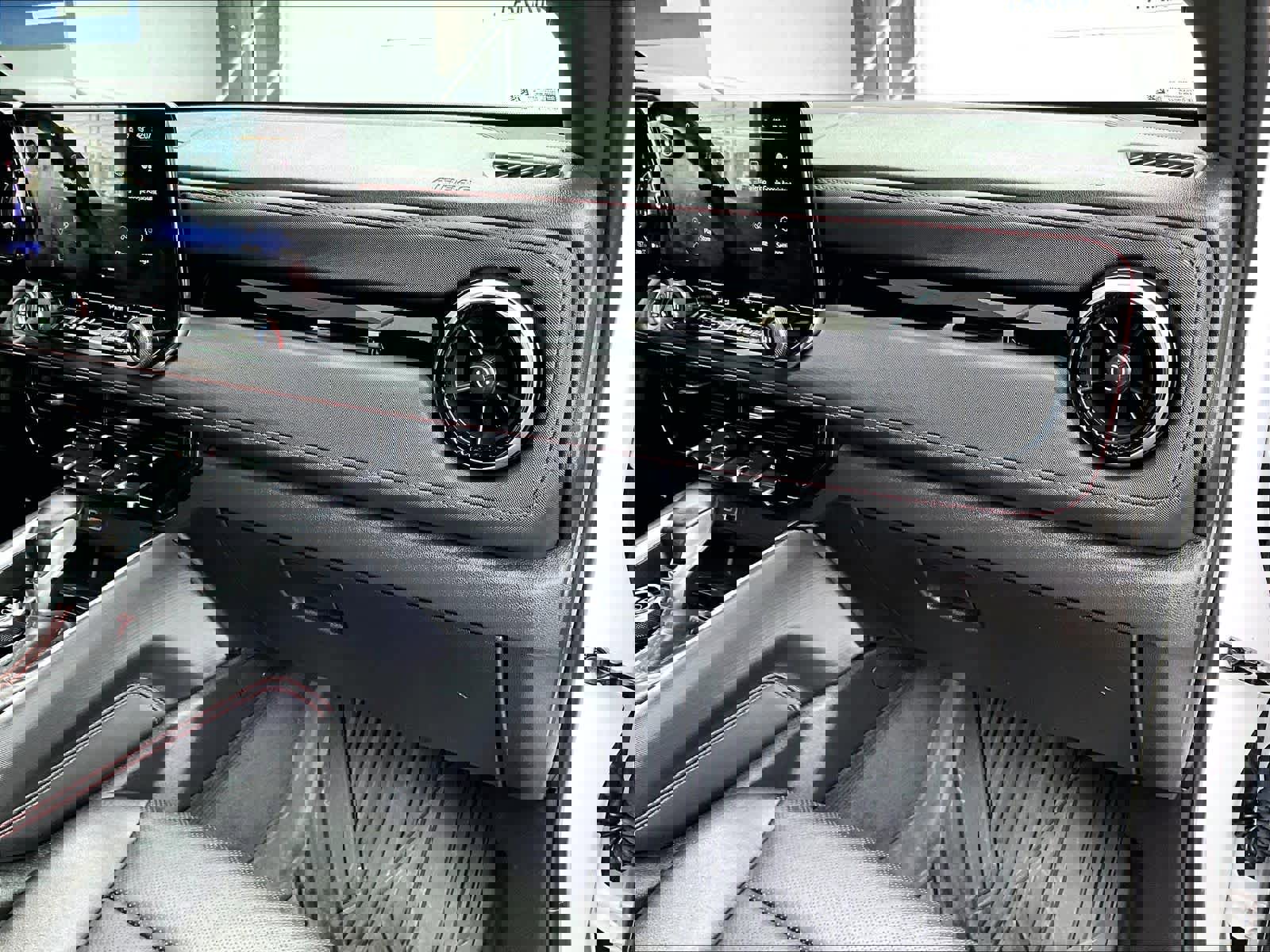 Used 2023 Chevrolet Colorado Z71 w/ Z71 Convenience Package 2 image 13