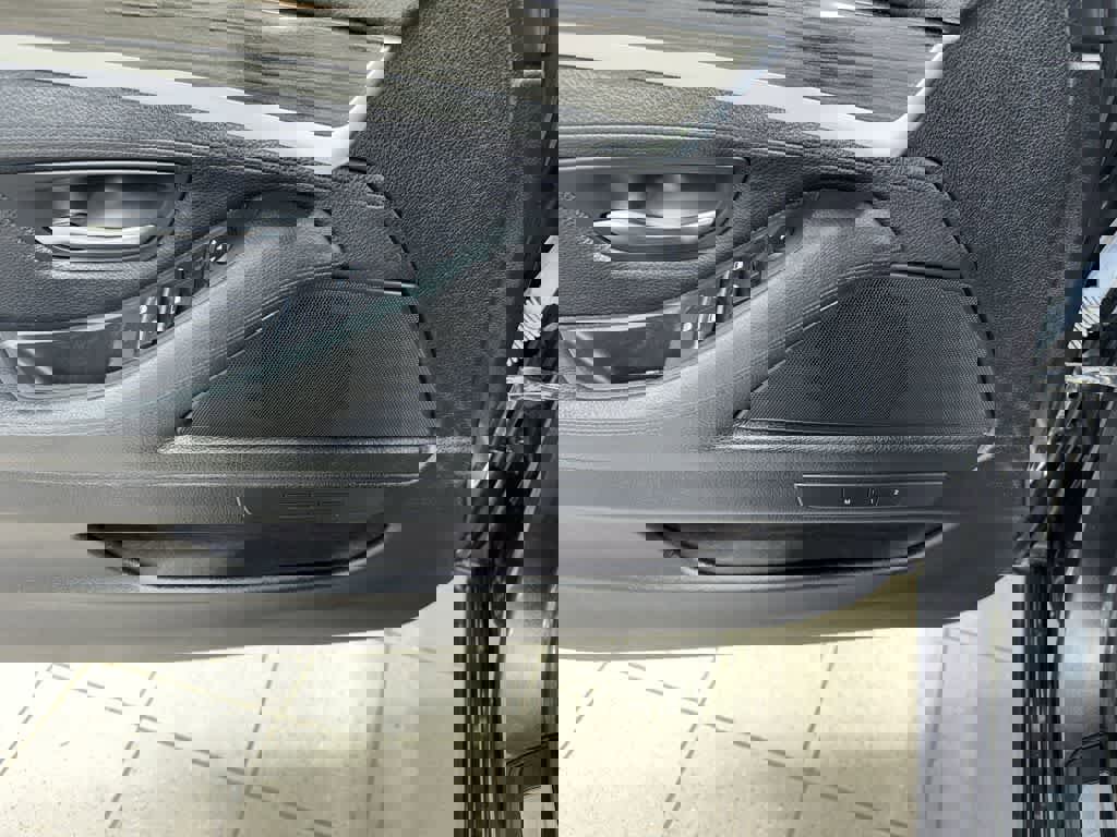 Used 2014 BMW 535i xDrive Sedan image 23