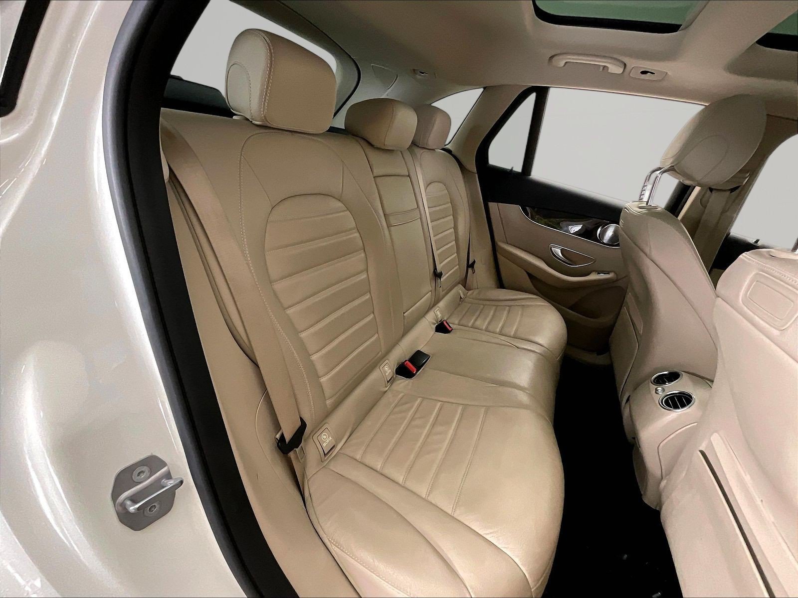 Certified 2019 Mercedes-Benz GLC 300 4MATIC image 25