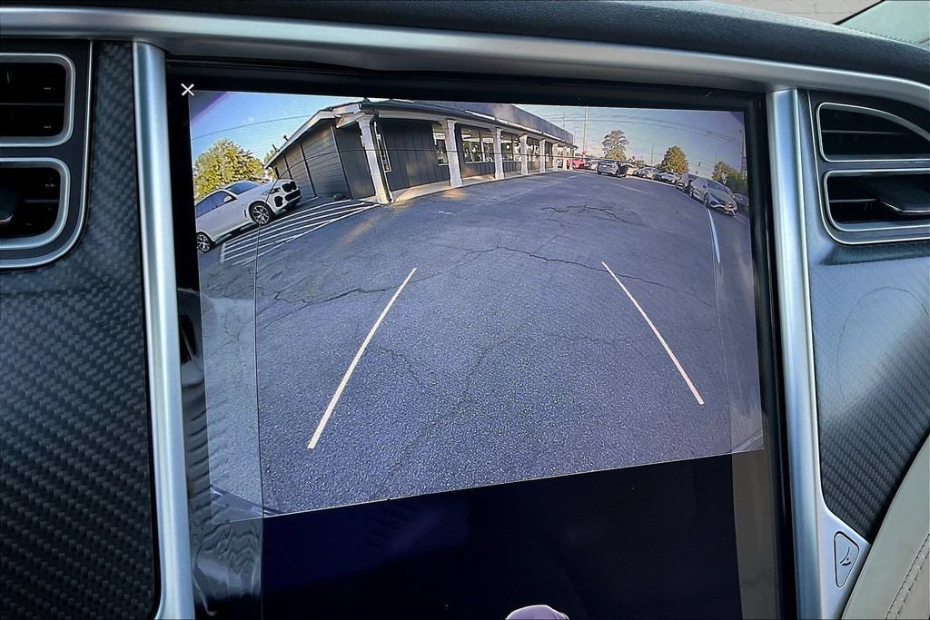 Used 2016 Tesla Model X Performance AWD/4WD image 14