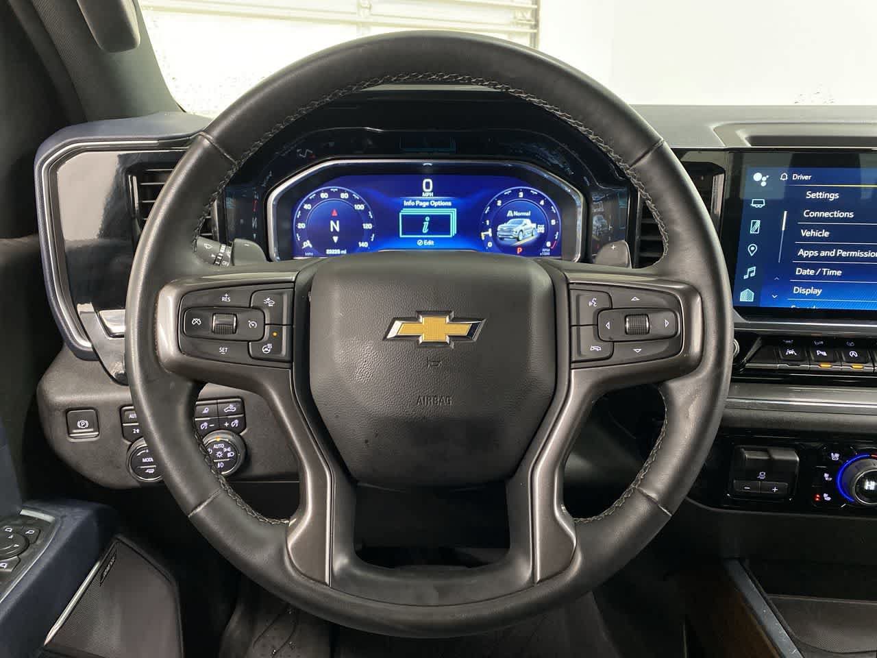 Used 2023 Chevrolet Silverado 1500 High Country w/ Technology Package AWD/4WD image 19