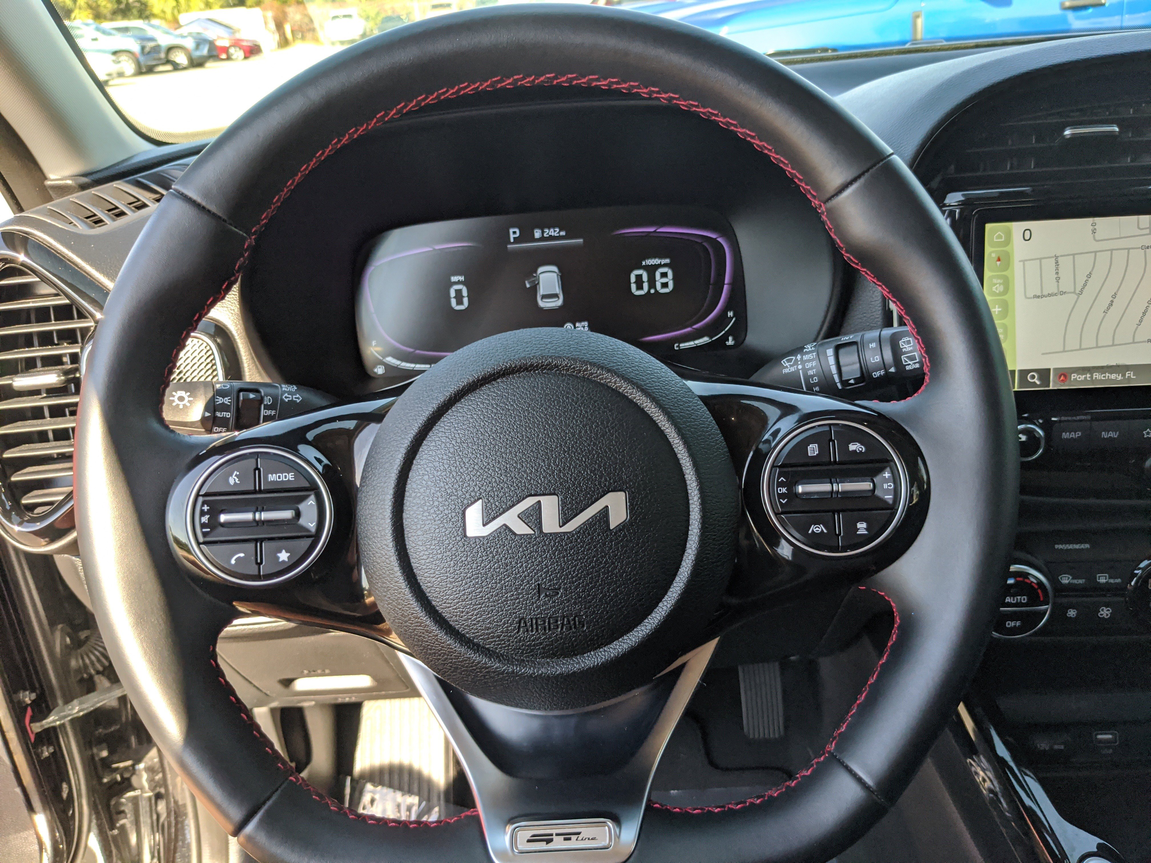 Used 2024 Kia Soul GT-Line w/ Option Group 020 image 32
