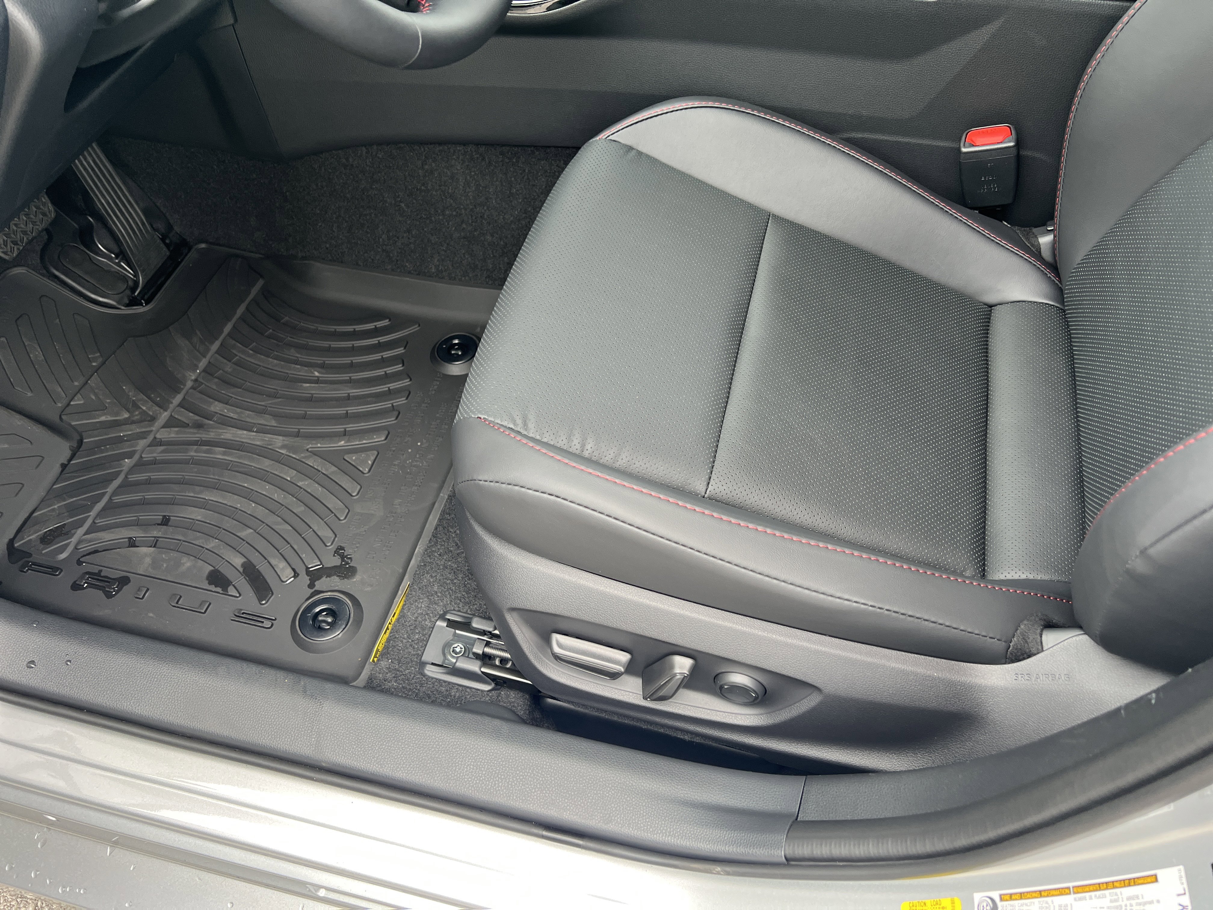 New 2026 Toyota Prius Plug-In Hybrid image 12