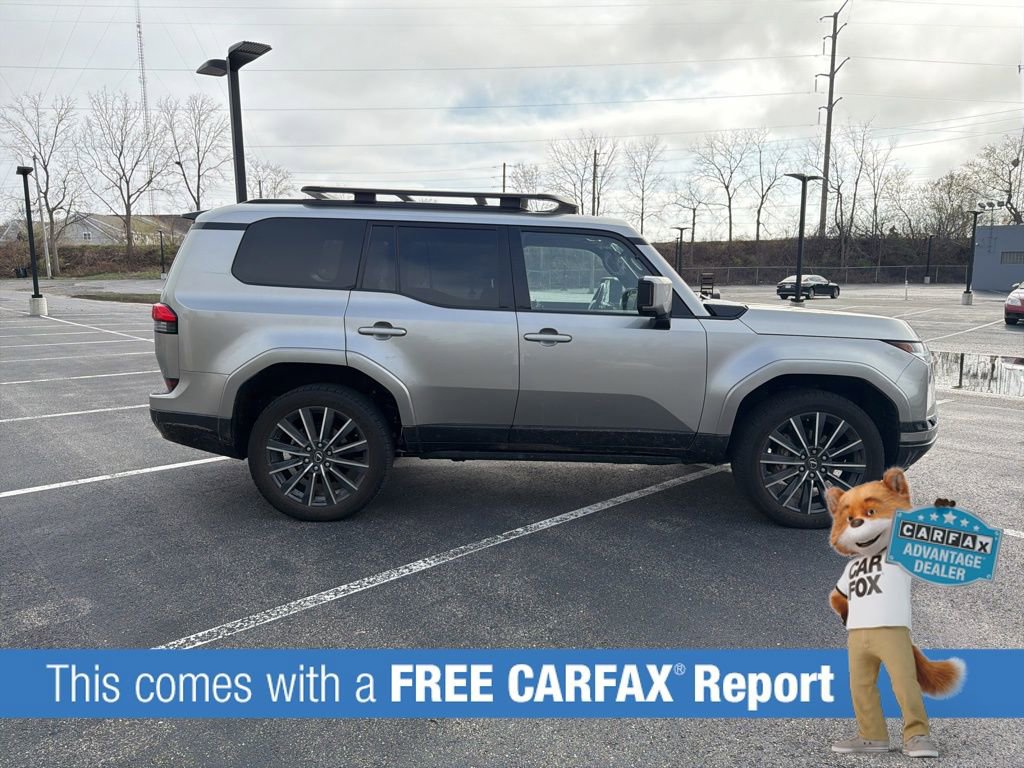 Used 2024 Lexus GX 550 w/ Cold Area Package image 3