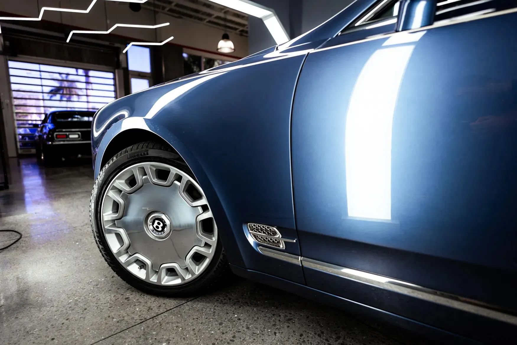 Used 2011 Bentley Mulsanne RWD image 9
