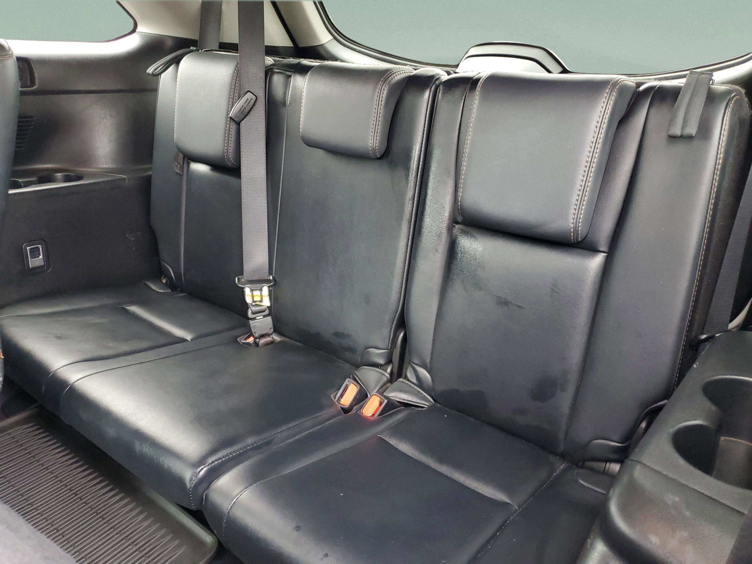 Used 2016 Toyota Highlander XLE AWD/4WD image 11