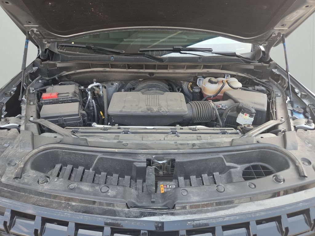 Used 2025 Chevrolet Tahoe Z71 AWD/4WD image 32