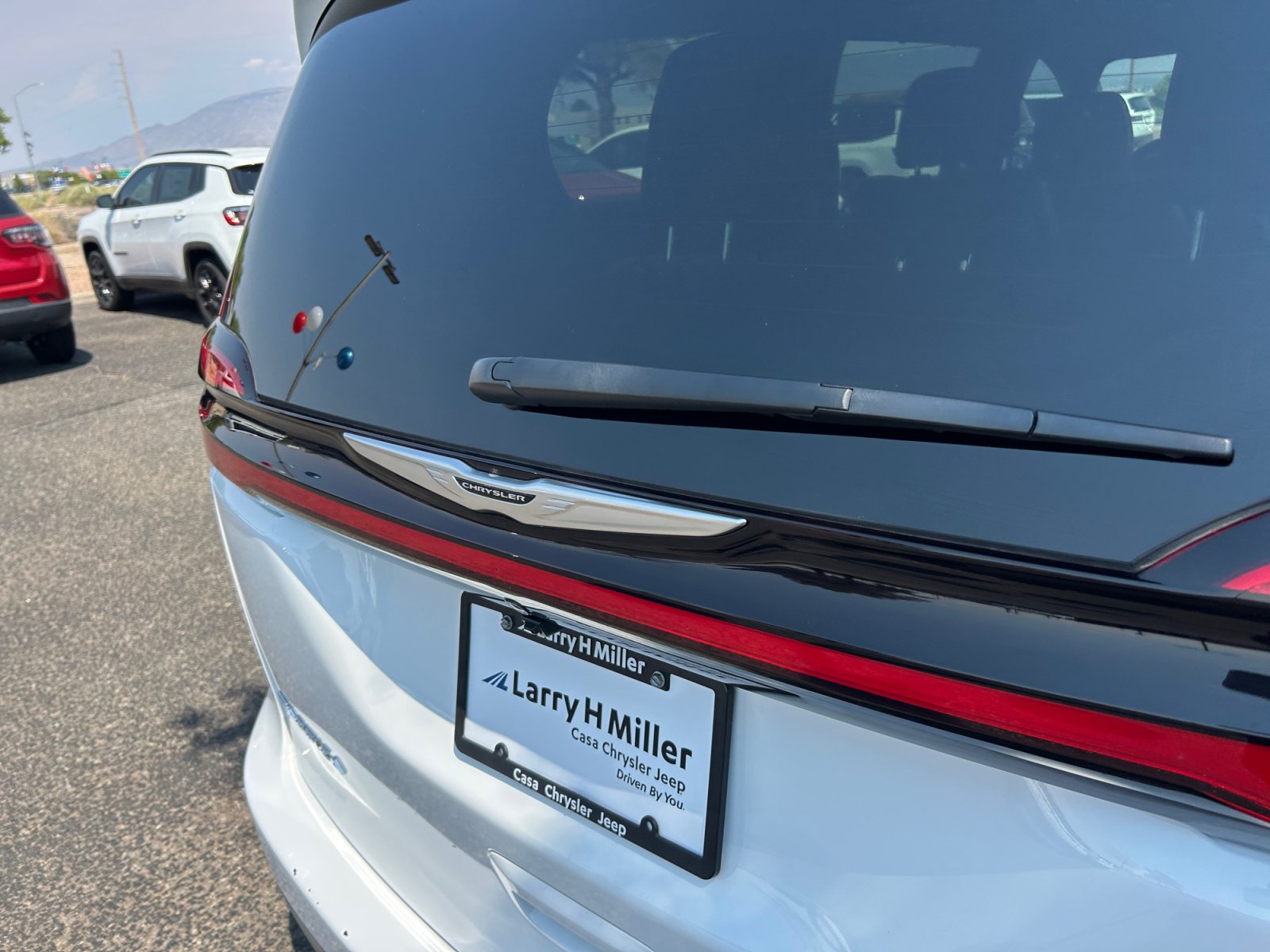 Used 2026 Chrysler Pacifica Select AWD/4WD image 24