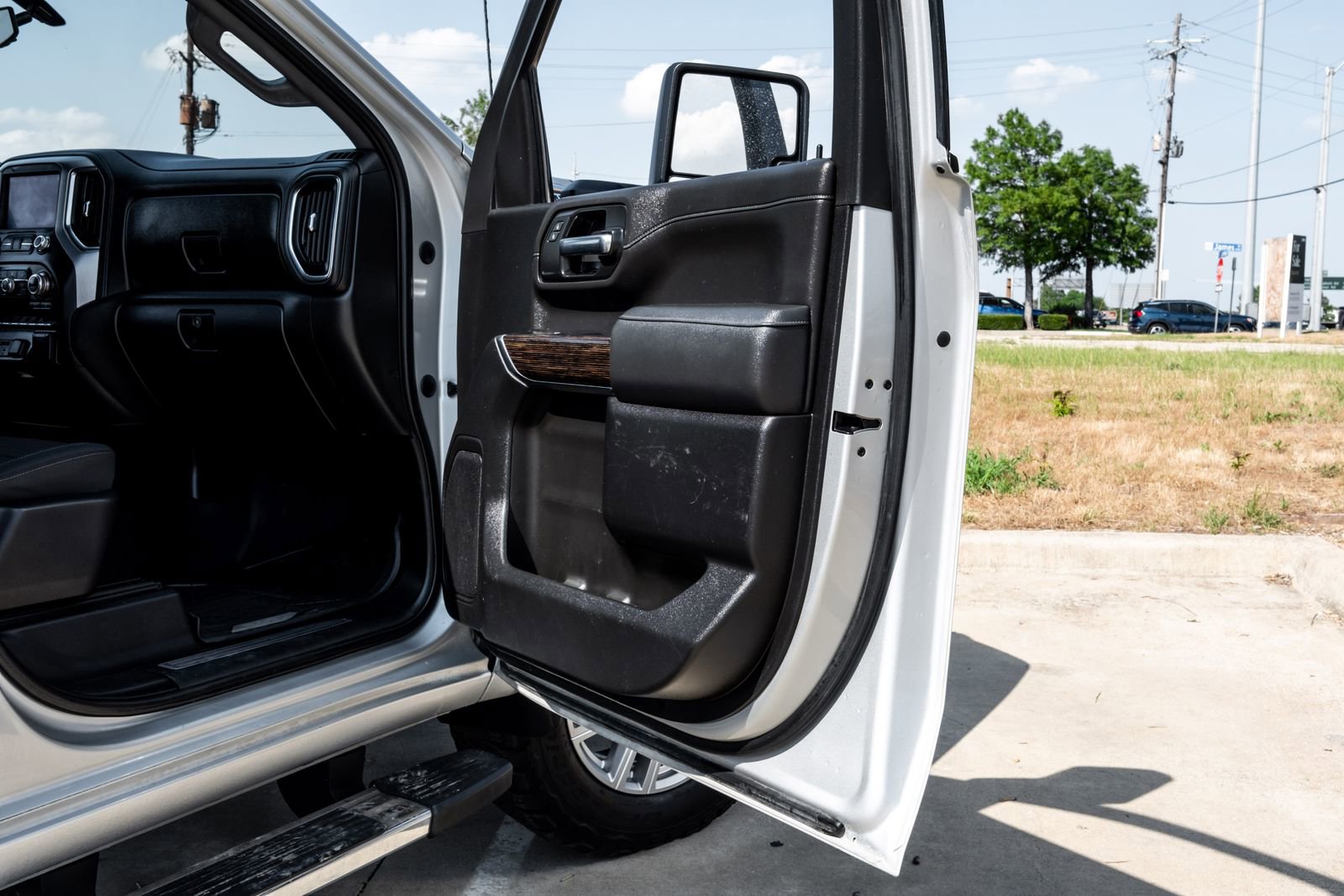 Used 2023 GMC Sierra 3500 SLE w/ SLE Value Package AWD/4WD image 40