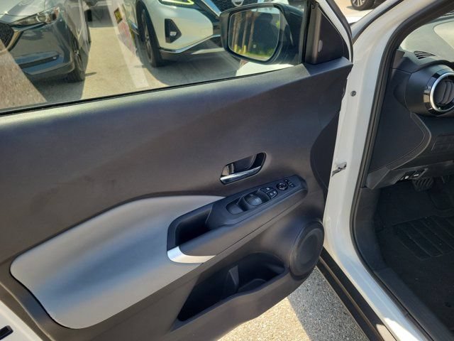 Certified 2024 Nissan Kicks SR w/ SR Premium Package FWD image 20