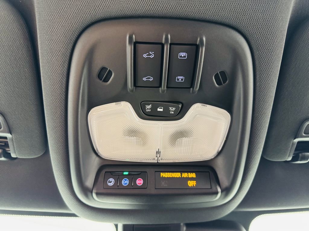 Used 2024 Chevrolet TrailBlazer RS w/ Convenience Package image 20