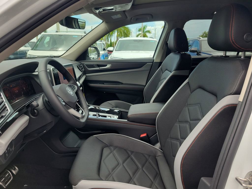 New 2026 Volkswagen Atlas Peak Edition image 21