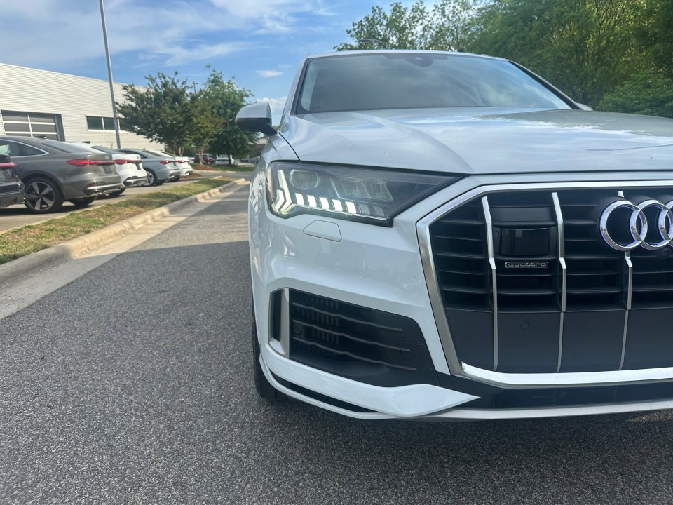 Used 2023 Audi Q7 3.0T Prestige AWD/4WD image 24