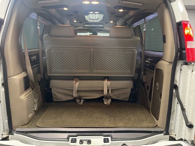 Used 2019 Chevrolet Express 2500 w/ Enhanced Convenience Package image 29