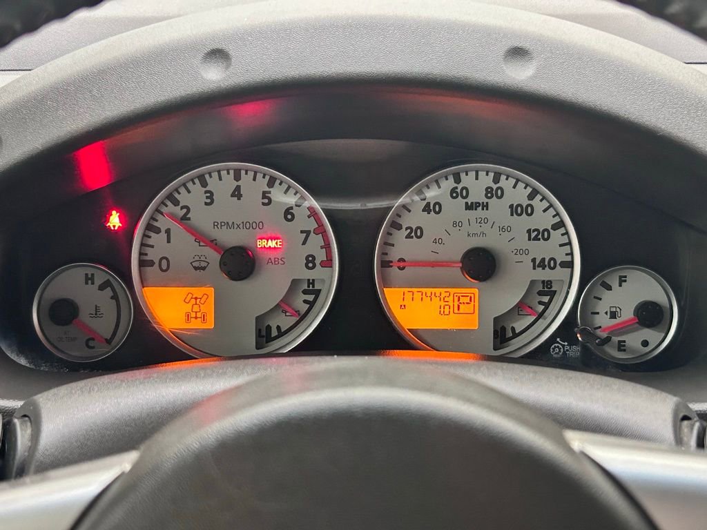 Used 2014 Nissan Frontier PRO-4X image 20