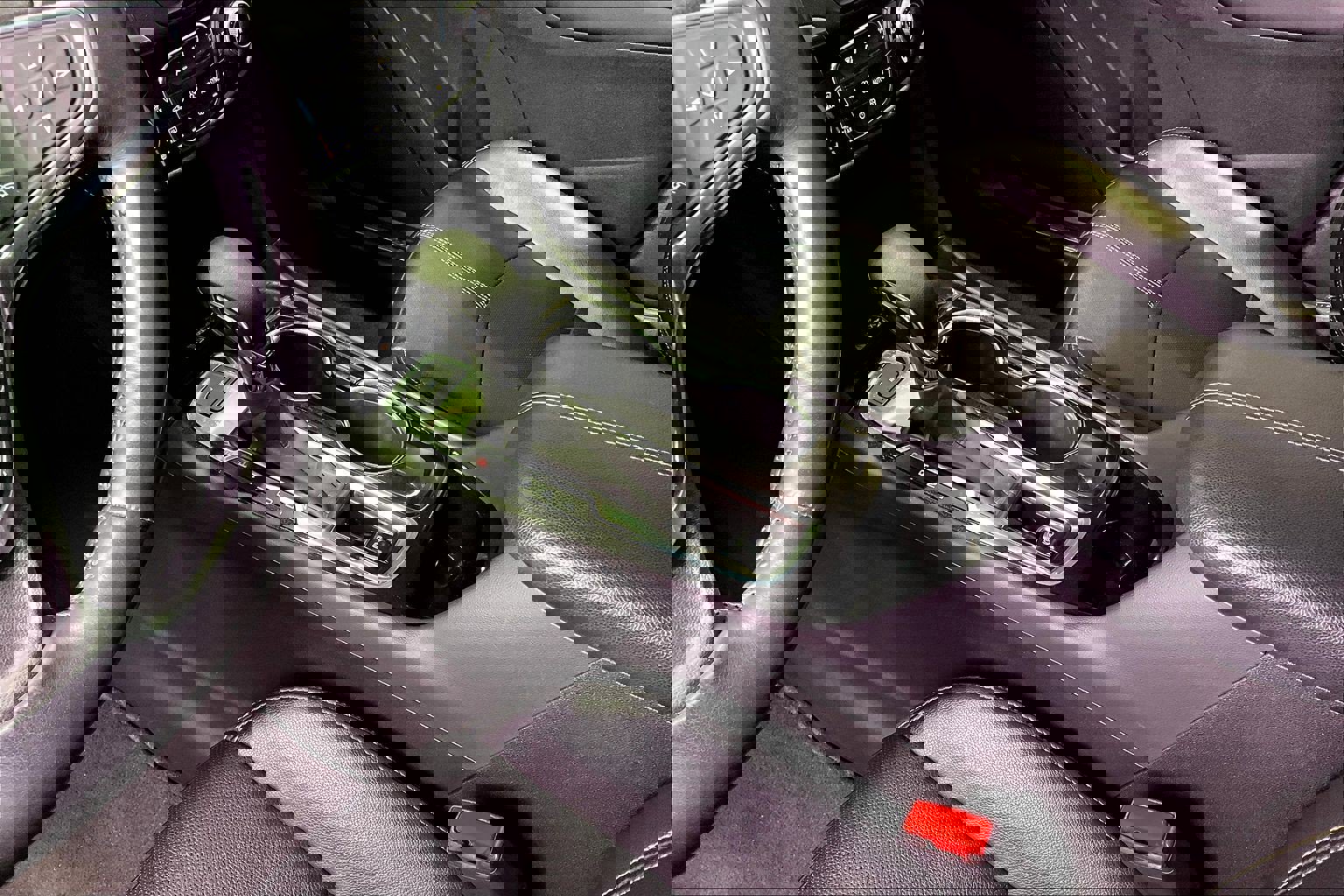 Used 2022 Chevrolet Equinox Premier image 17