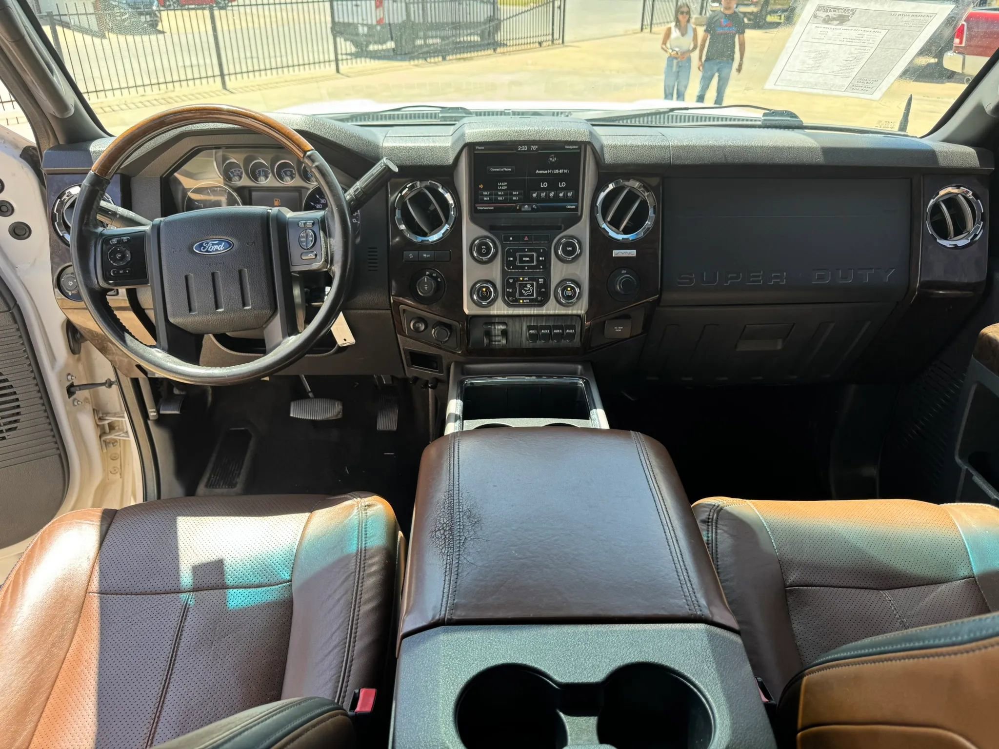 Used 2016 Ford F250 Platinum w/ FX4 Off-Road Package AWD/4WD image 15