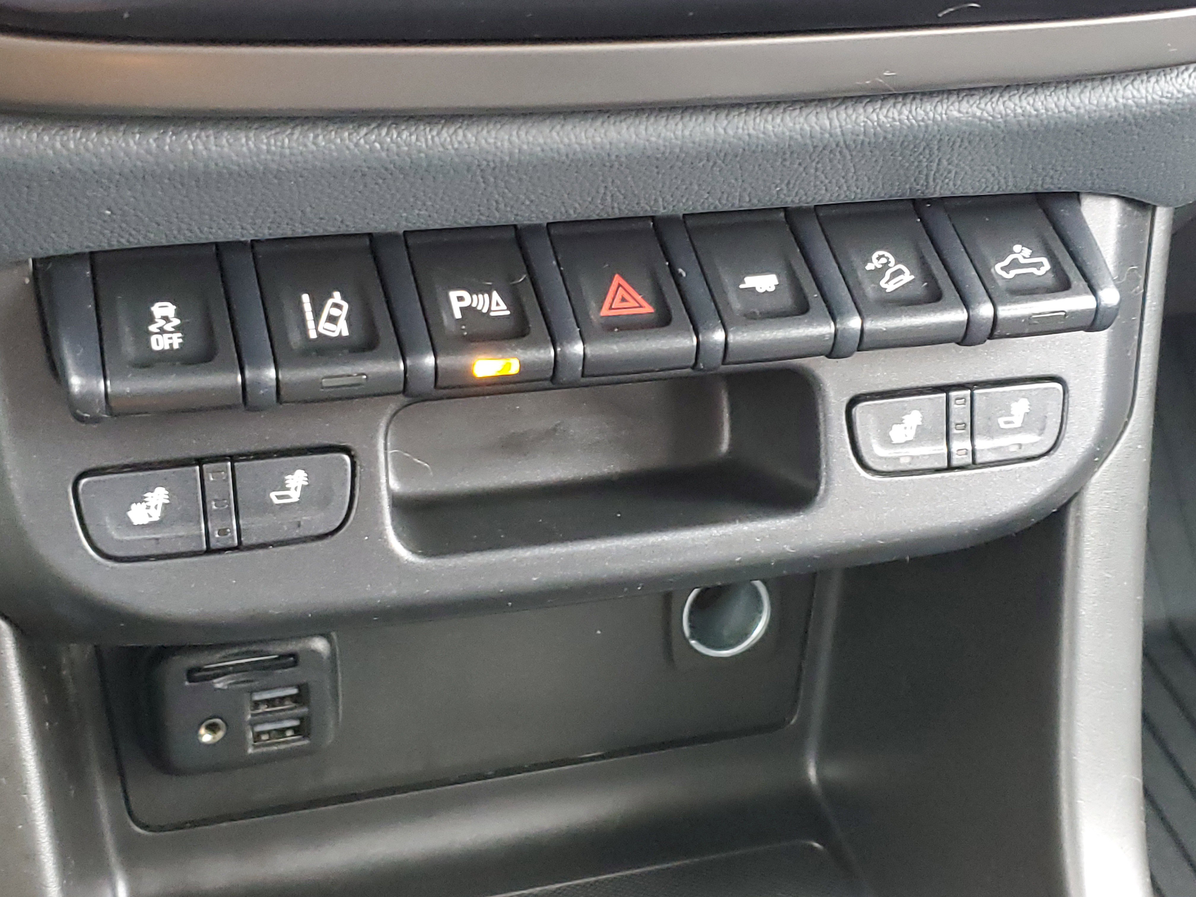 Used 2021 Chevrolet Colorado Z71 w/ Safety Package image 29