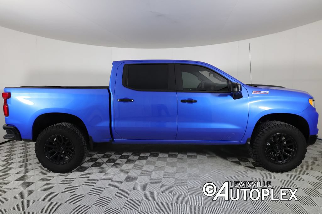 Used 2025 Chevrolet Silverado 1500 LT Trail Boss w/ LT Trail Boss Premium Package AWD/4WD image 4
