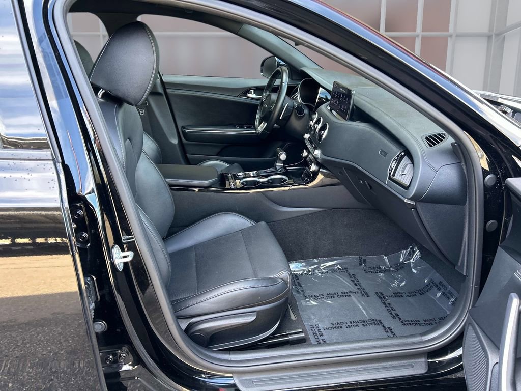 Used 2023 Kia Stinger GT-Line RWD image 17