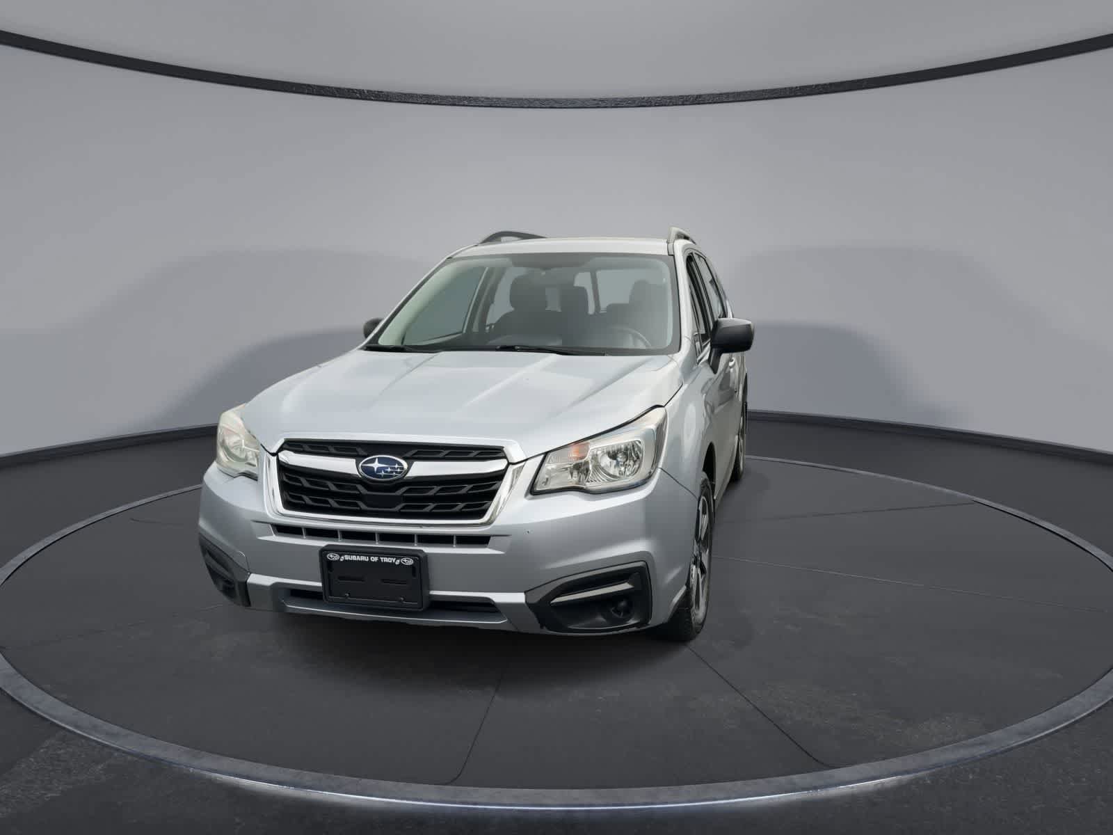 Used 2018 Subaru Forester 2.5i w/ Alloy Wheel Package AWD/4WD image 3