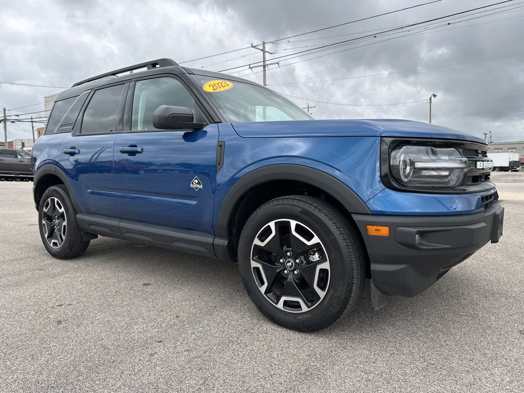 Used 2023 Ford Bronco Sport Outer Banks image 3