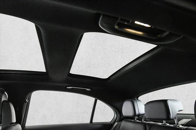 New 2026 Mercedes-Benz C 300 4MATIC Sedan image 21